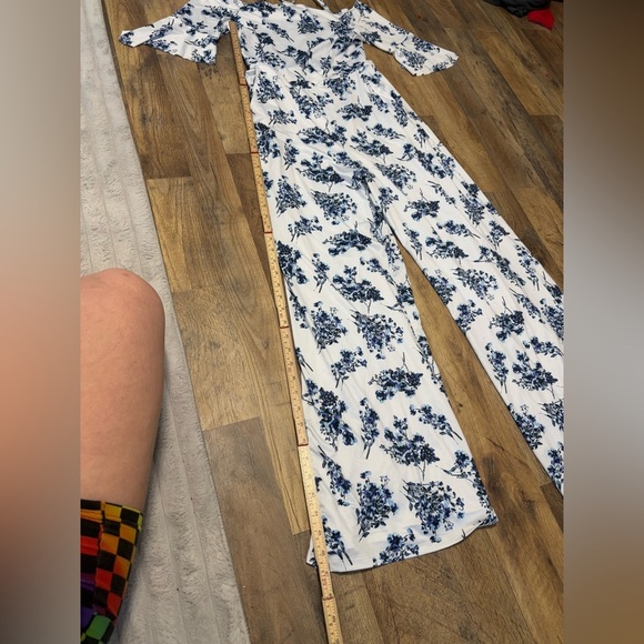 Venus Floral Off-Shoulder Jumpsuit - Picture 6 of 14